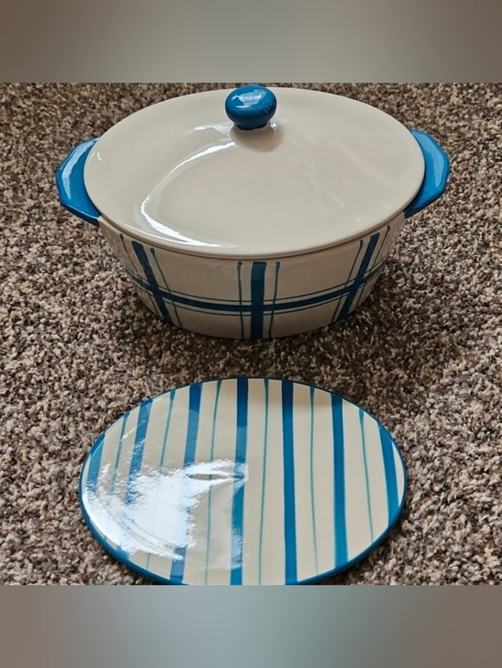 Dutch Oven & Trivet 3 Piece Love & Daisies Southern Charm Set NWOT